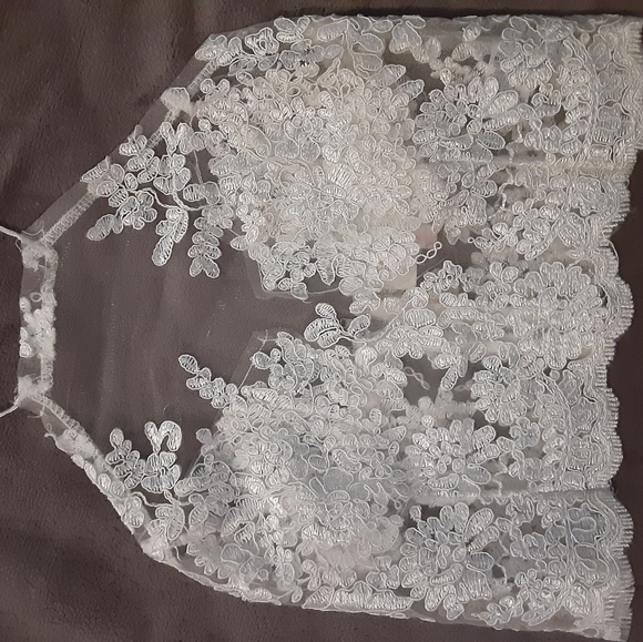 White crop top lace see through - Picture 4 of 6